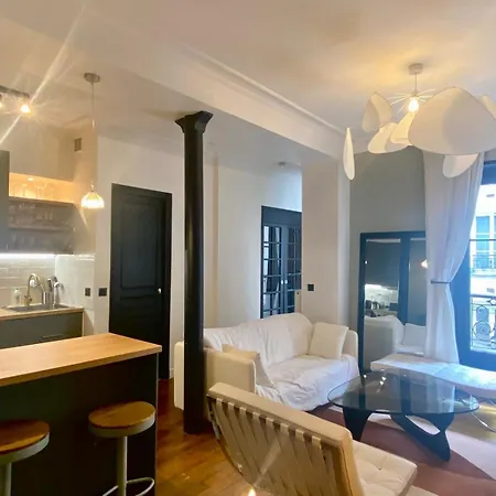 Apartment Heart Of Marais Calm And Charming New