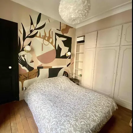 Apartment Heart Of Marais Calm And Charming New Paris